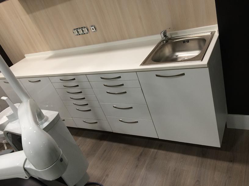 Ebanista Mobiliario Clinica Dental Madrid